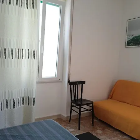 بيت ضيافة Piazza Ginnasio